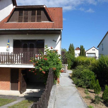 Holiday Home Balatonalmadi/Balaton 17936 Lucernas Buitenkant foto