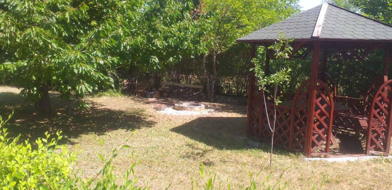 Holiday Home Balatonalmadi/Balaton 17936 Lucernas Buitenkant foto