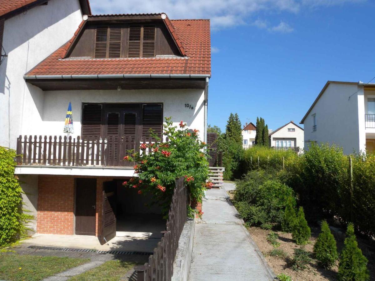 Holiday Home Balatonalmadi/Balaton 17936 Lucernas Buitenkant foto